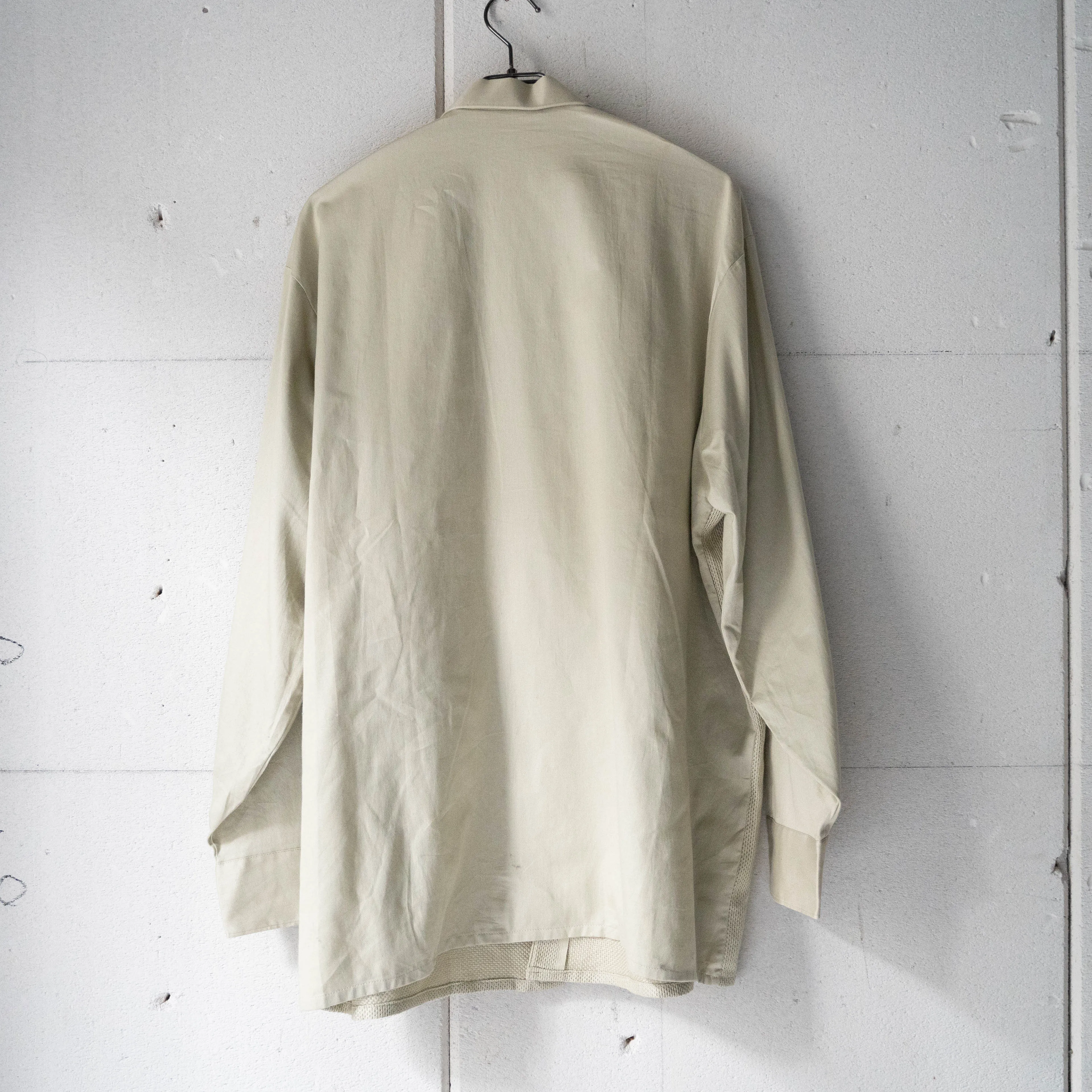 1980s beige color switching design shirt