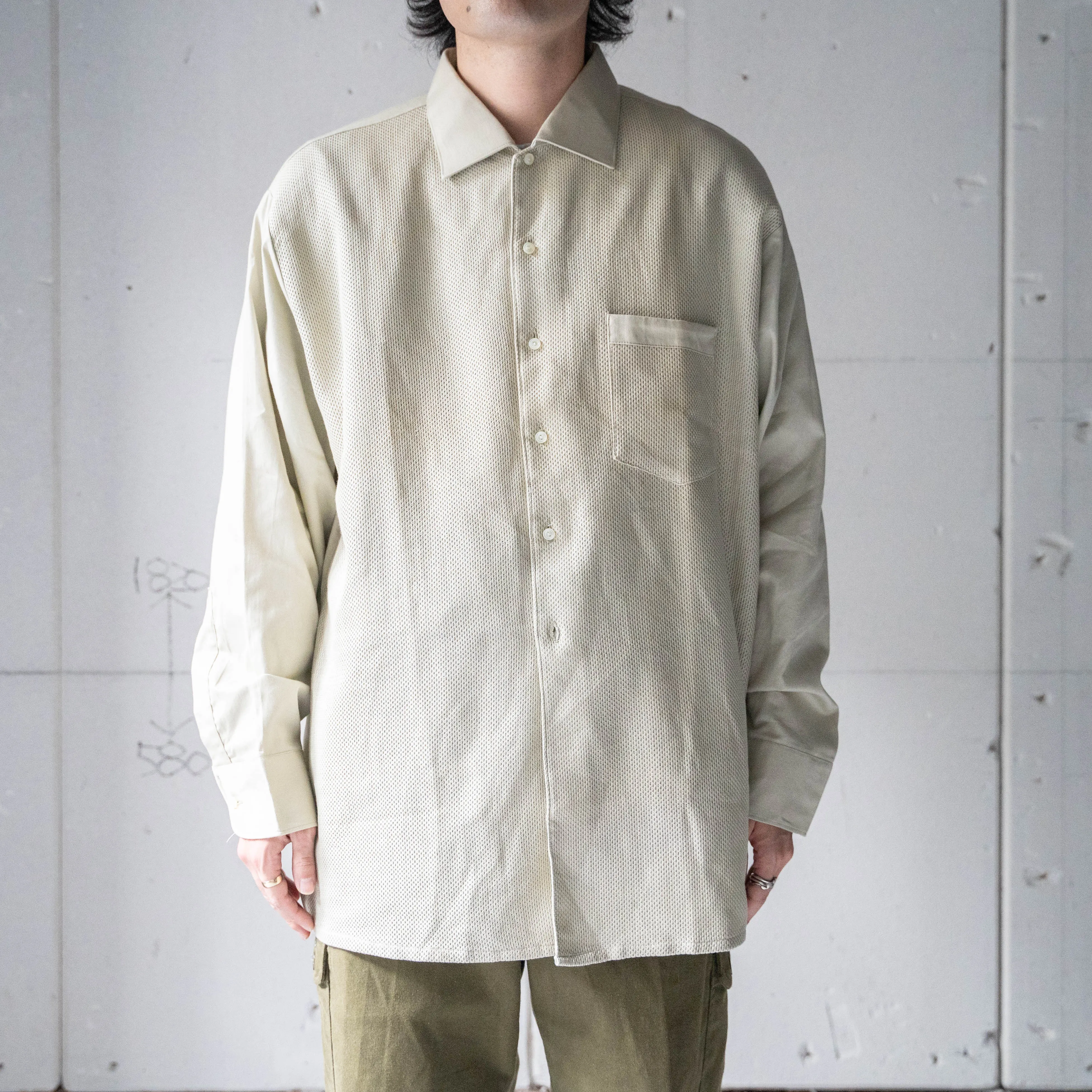 1980s beige color switching design shirt