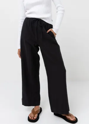 Classic Drawstring Pant