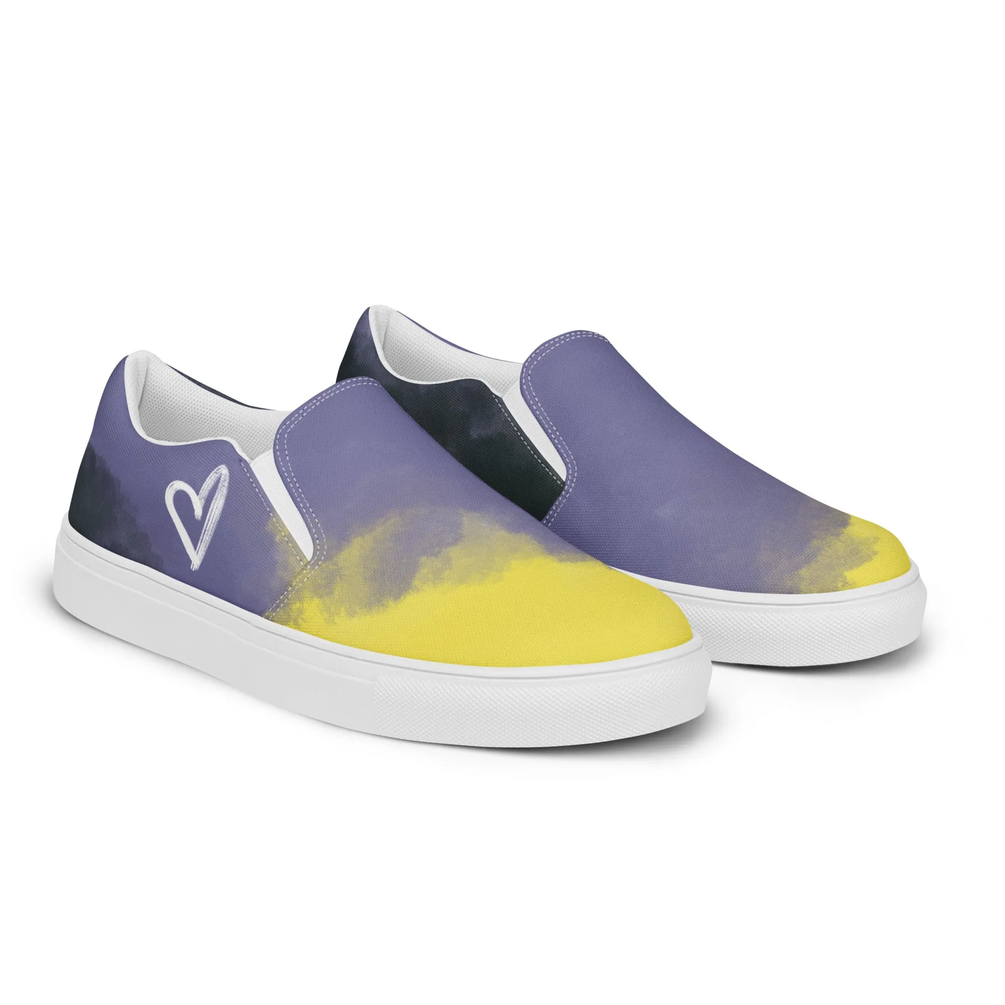 Cloudy Non-Binary Slip-on Canvas Shoes (Masc Sizing)