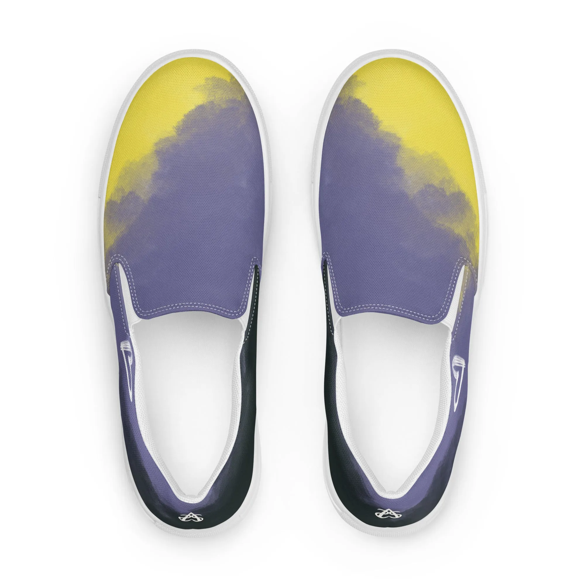 Cloudy Non-Binary Slip-on Canvas Shoes (Masc Sizing)