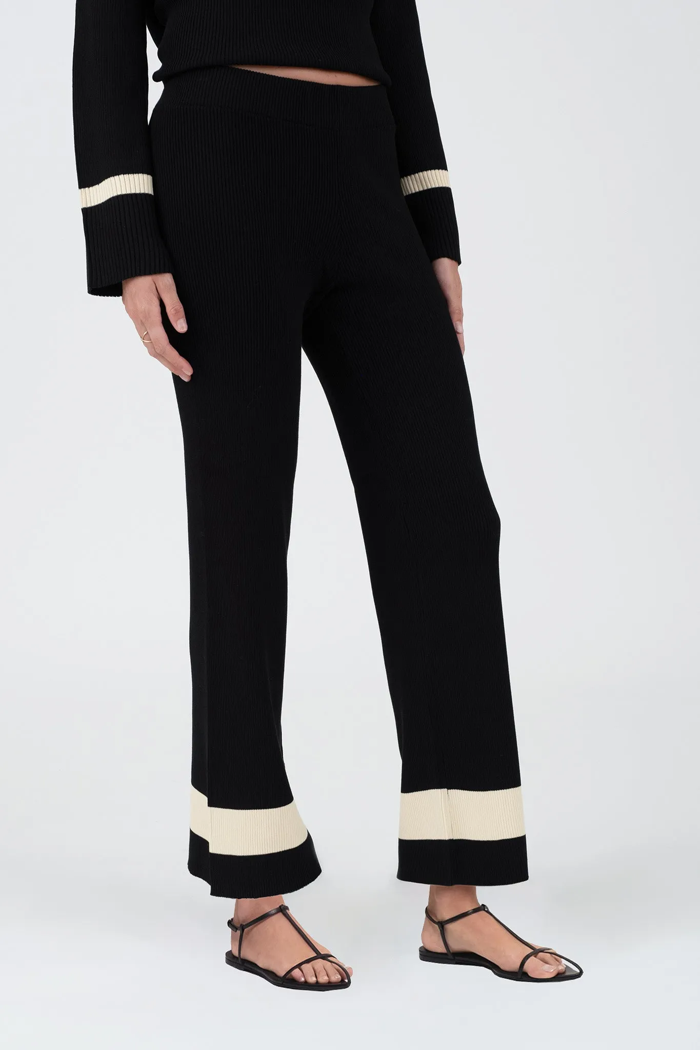 CONTRAST TRIM STRAIGHT LEG PANTS