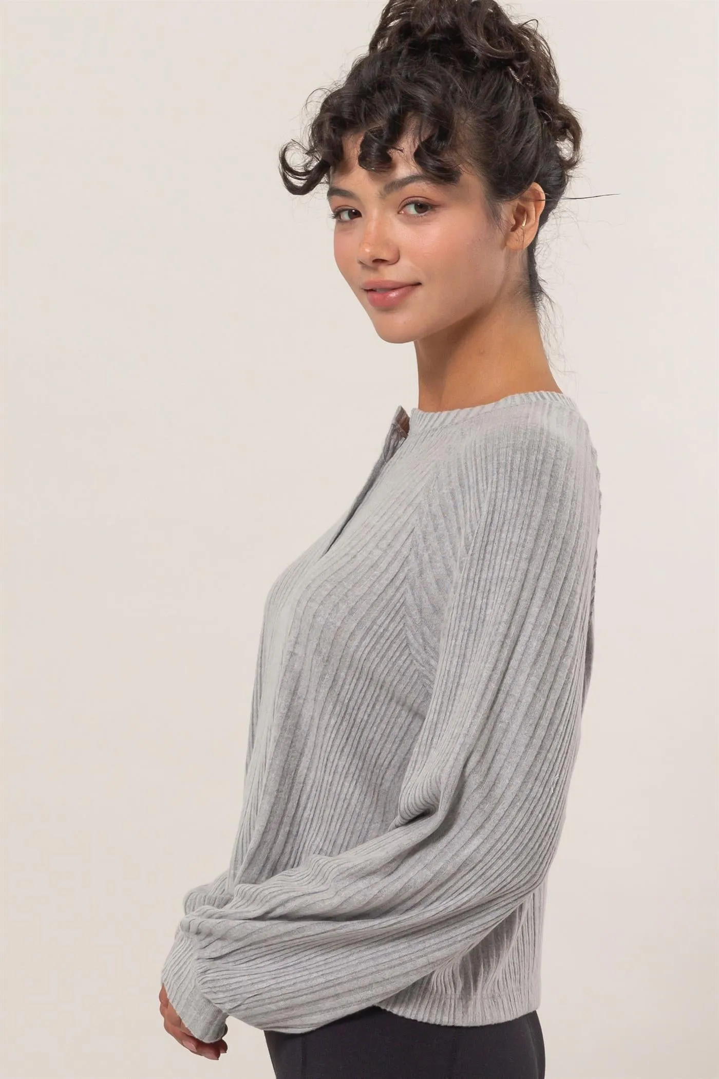 DZ25A100-Brushed Ribbed Oversized Henley Top