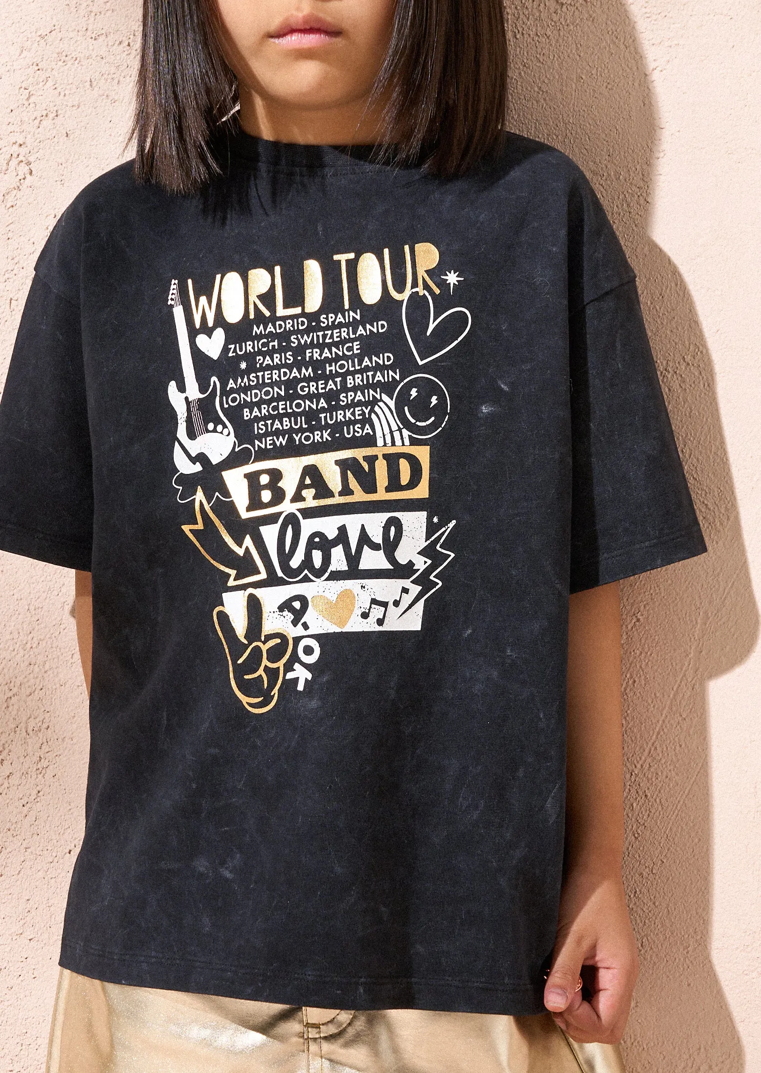 Edie Black Band T