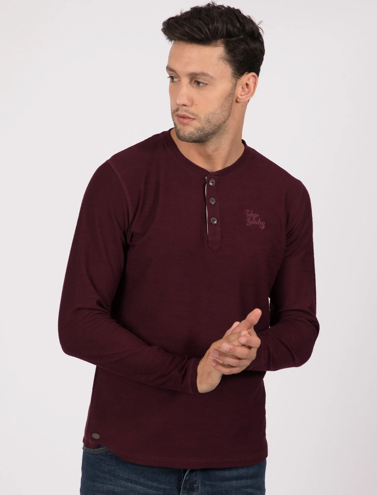 Harlowton Henley Long Sleeve Cotton Top In Wine Tasting - Tokyo Laundry