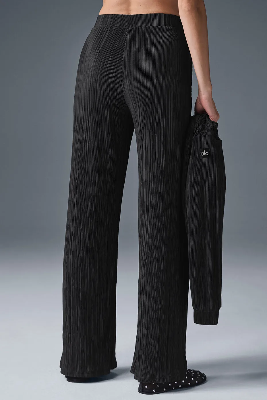 High-Waist Micro Plisse Straight Leg Pant - Black