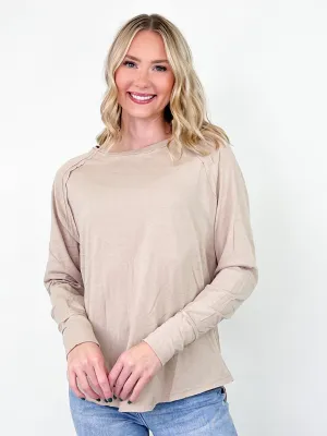 Keisha - Raglan Thumbhole Top (Light Mocha)