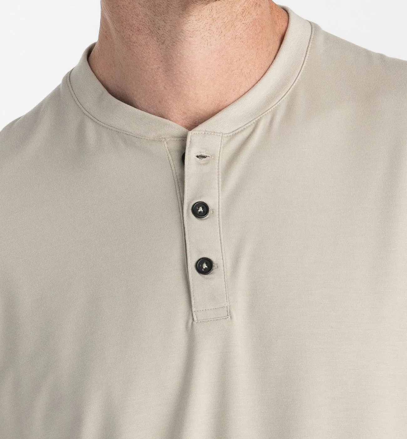 Men's Bamboo Flex Long Sleeve Henley - Sandstone