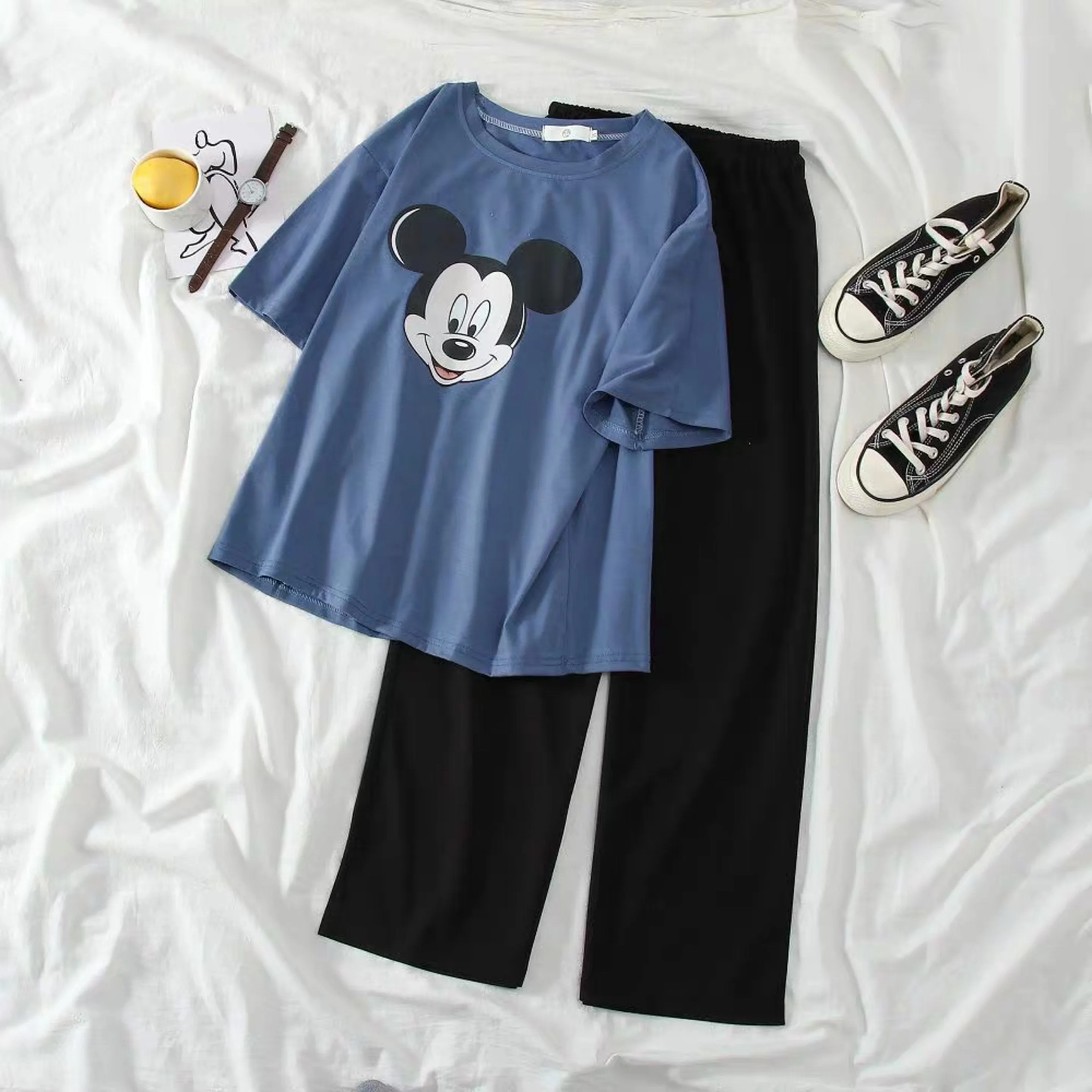 Mickey Oversized Tee And Pants Set