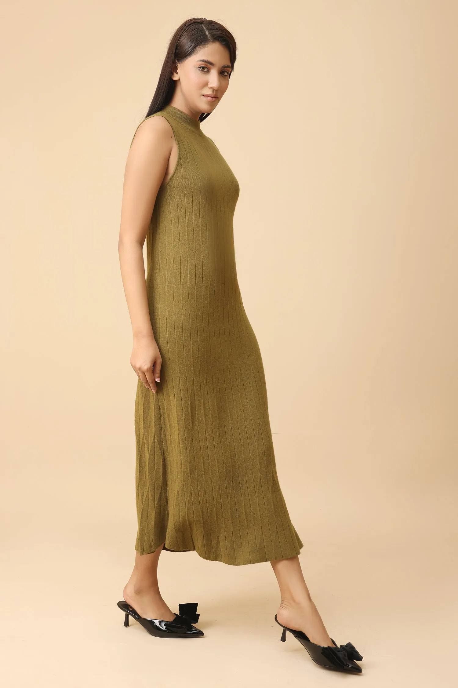 SLEEVELESS RIBBED KNIT DRESS-GREEN