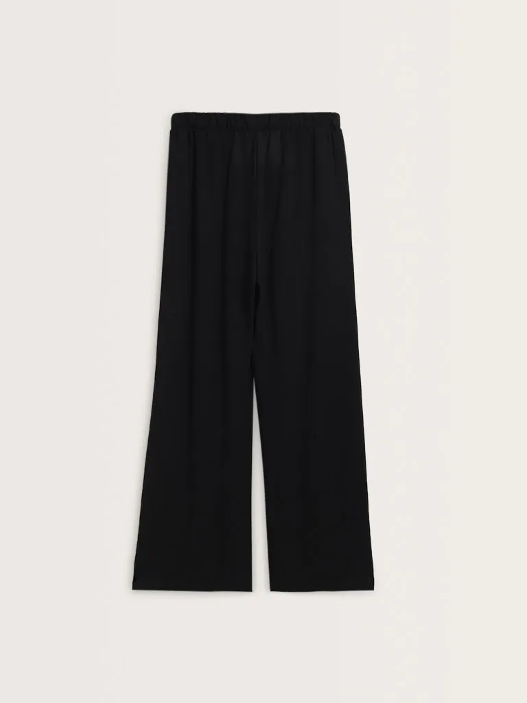 Wunderlove Black Flared Mid-Rise Pants